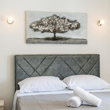 Feather Studio Apartment - Free Private Parking - Self Check-In ドゥブロブニク エクステリア 写真